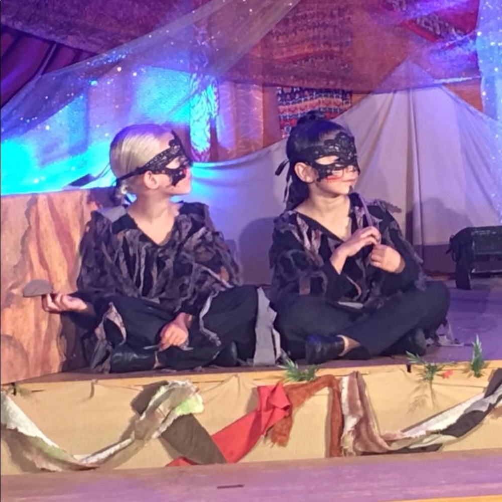 Meet your Posher, Lizett